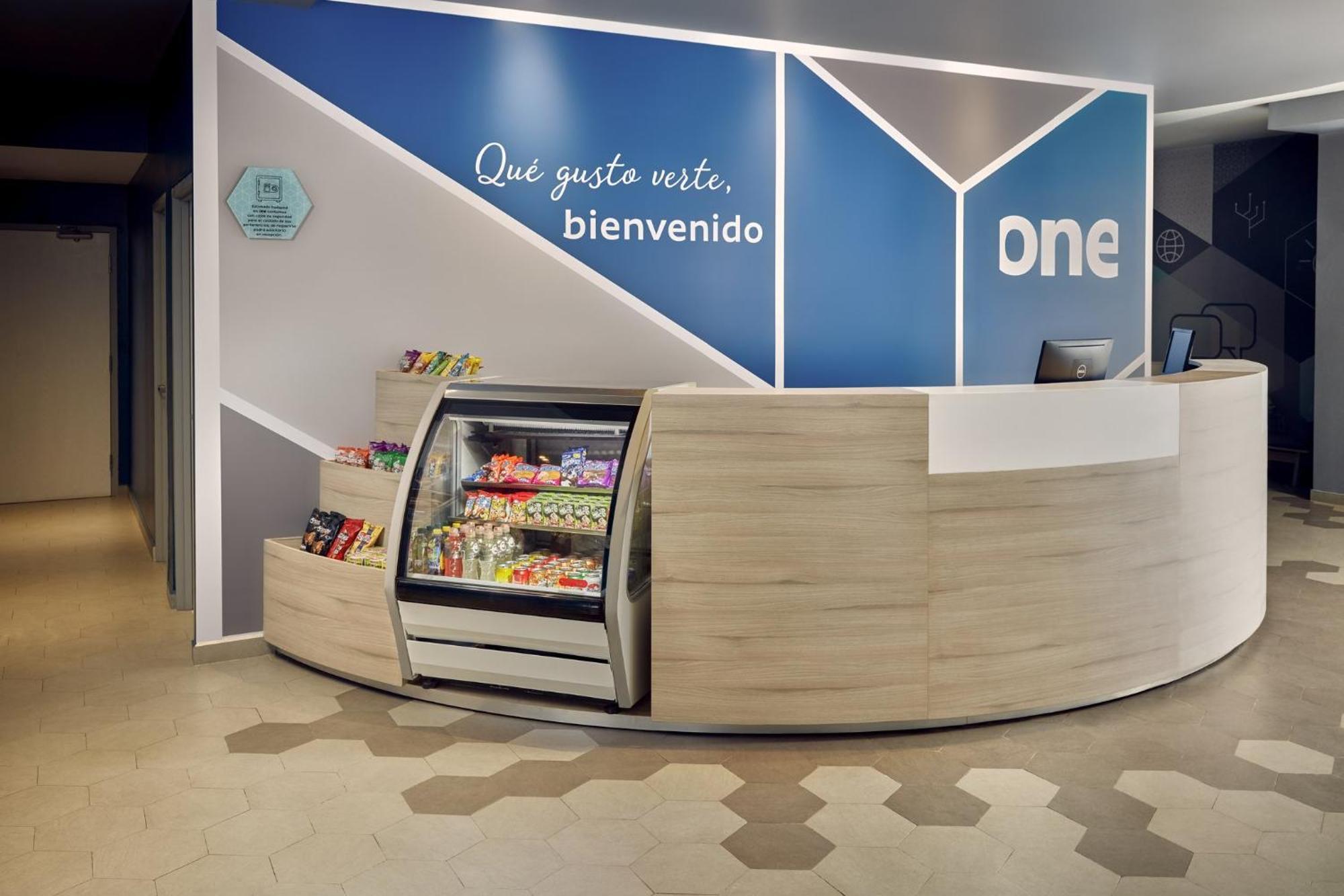 Hotel One Acapulco Diamante Extérieur photo